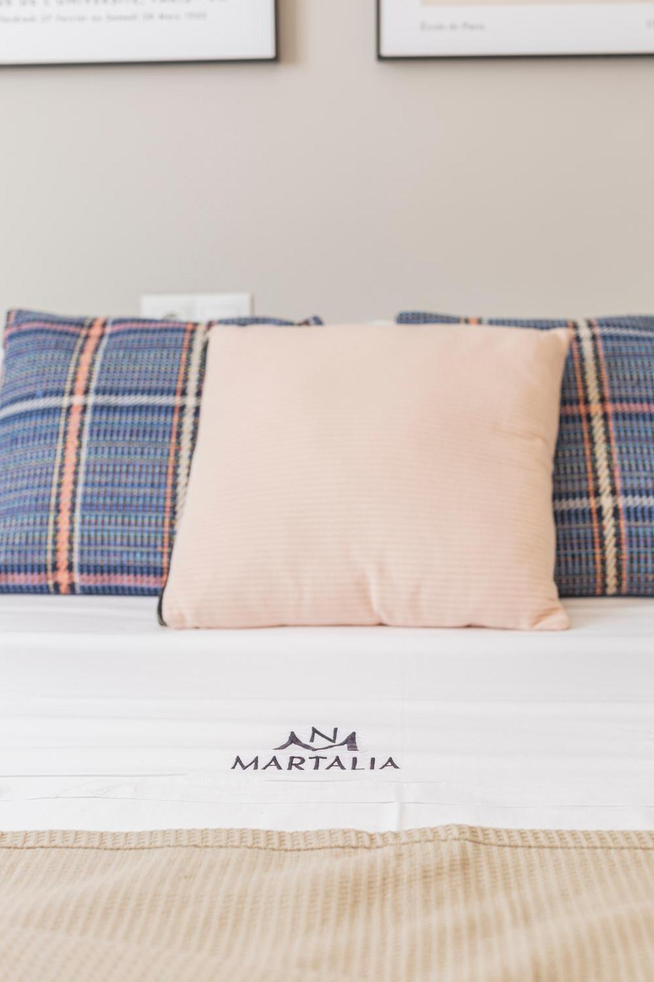 רונדה Apartamentos Martalia Aticos Deluxe מראה חיצוני תמונה
