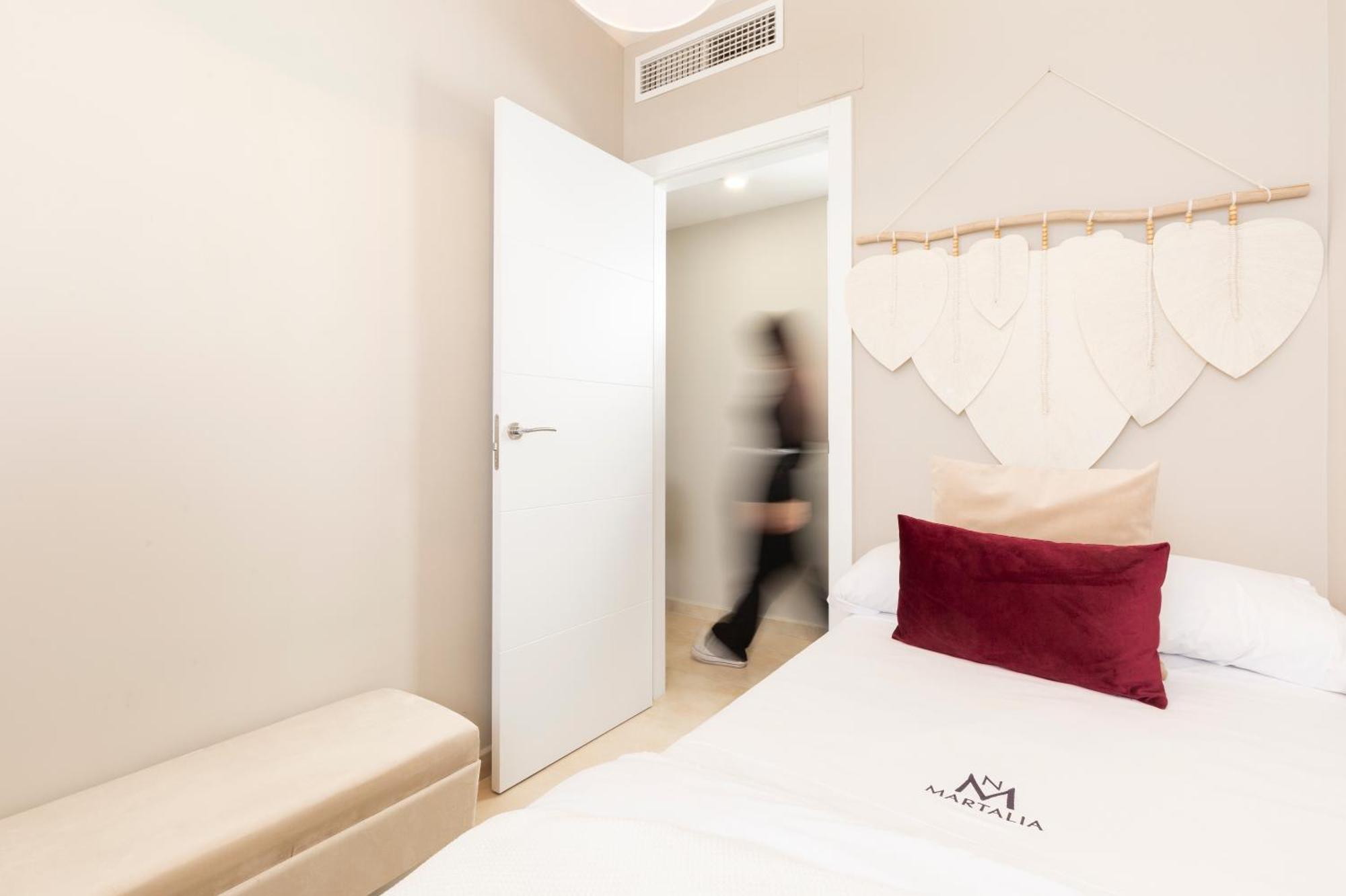 רונדה Apartamentos Martalia Aticos Deluxe מראה חיצוני תמונה